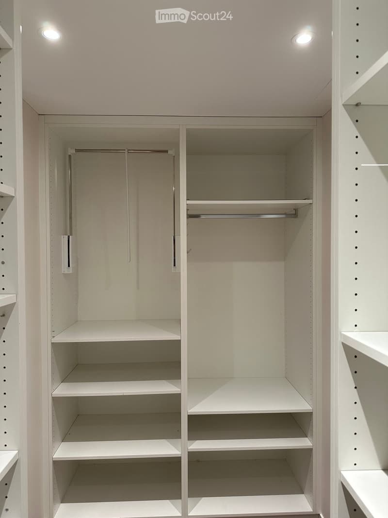 Moderne 2.5-Zimmer-Wohnung mit Balkon und Sauna an ruhiger Lage in Zürich 8044 (5)