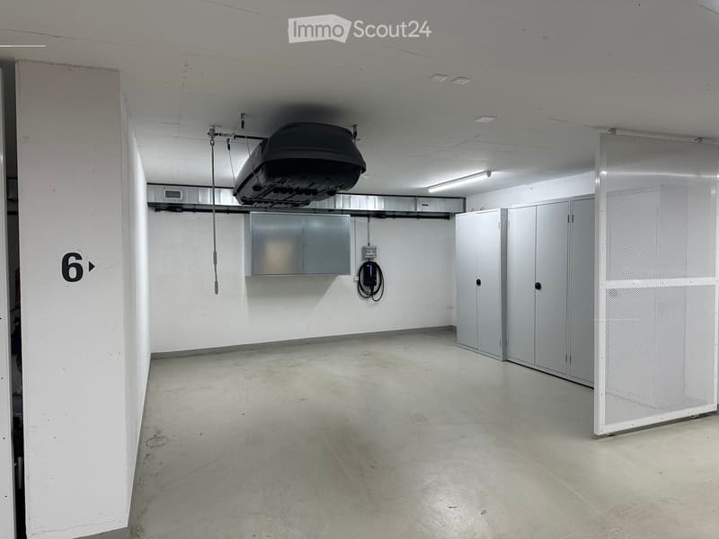 Moderne 2.5-Zimmer-Wohnung mit Balkon und Sauna an ruhiger Lage in Zürich 8044 (20)