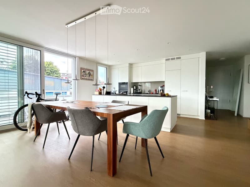 Nachmieter gesucht für helle 5.5 Zimmer Attika Wohnung mit unverbaubarer Aussicht in Dietwil (4)