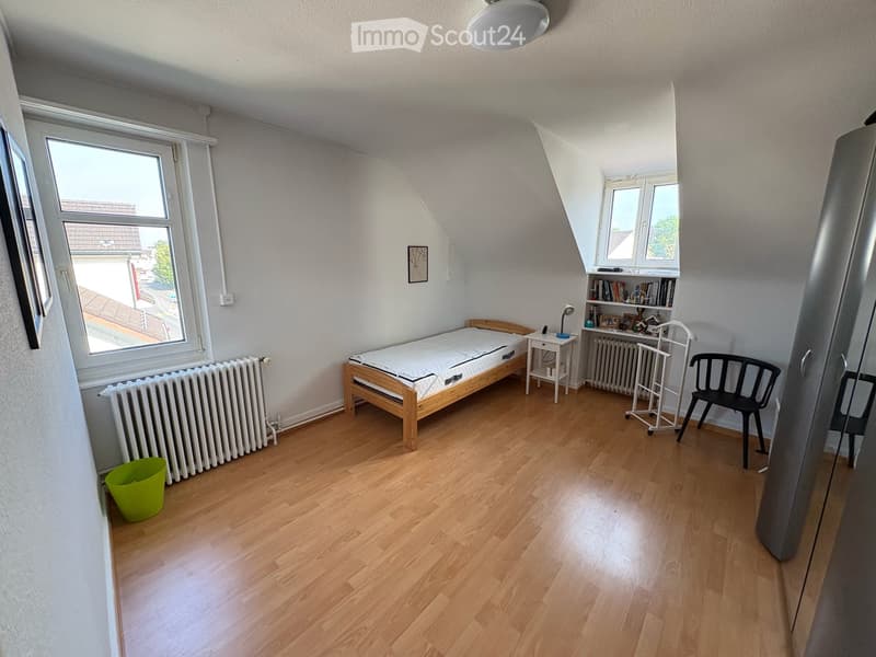 Möblierte 3.5-Zimmer-Wohnung im 2. OG in Amriswil (2)