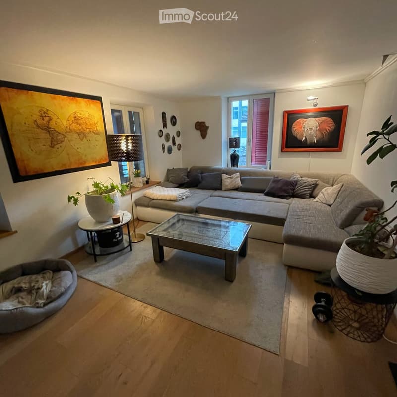 Geräumiges 5-Zimmer-Einfamilienhaus mit Garten in Bubikon (3)