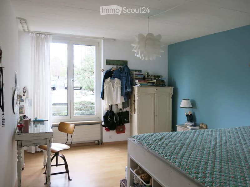 Helle und ruhige, geräumige 4Z Wohnung auf dem Bruderholz (9)