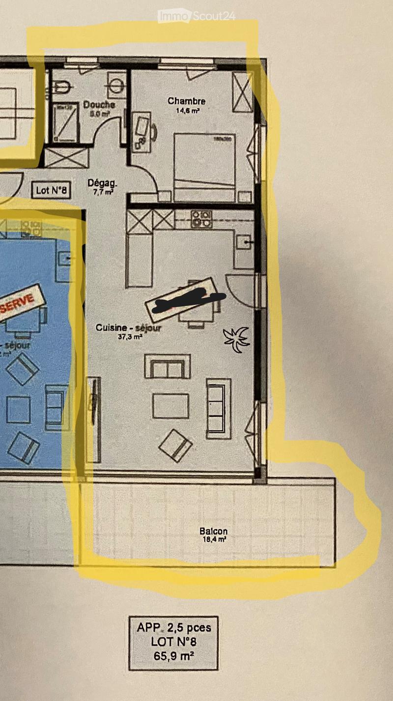 Floor plan of a 2.5-room apartment (Lot No. 8) with 65.9 m² total area, including a kitchen-dining area (37.3 m²), bedroom (14.6 m²), shower (8.0 m²), balcony (18.4 m²), and a hallway (7.7 m²).
