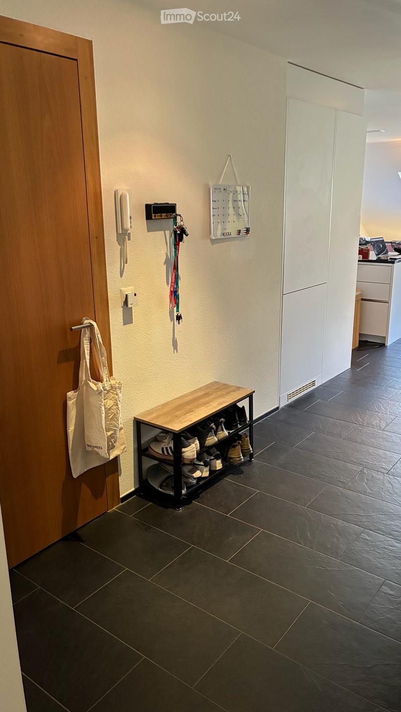 Moderne 3.5-Zimmer-Wohnung in Bottmingen mit Balkon, Parkplatz & Gartenmitbenutzung (5)