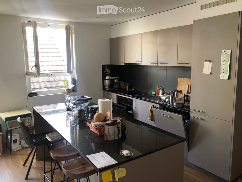 {"type": "Kitchen", "objects": ["cabinet", "sink", "faucet", "oven", "microwave", "refrigerator", "stool", "table", "oven", "fridge", "oven", "faucet", "oven", "oven", "oven", "oven", "oven", "oven", "oven", "oven", "oven", "oven", "oven", "oven", "oven",