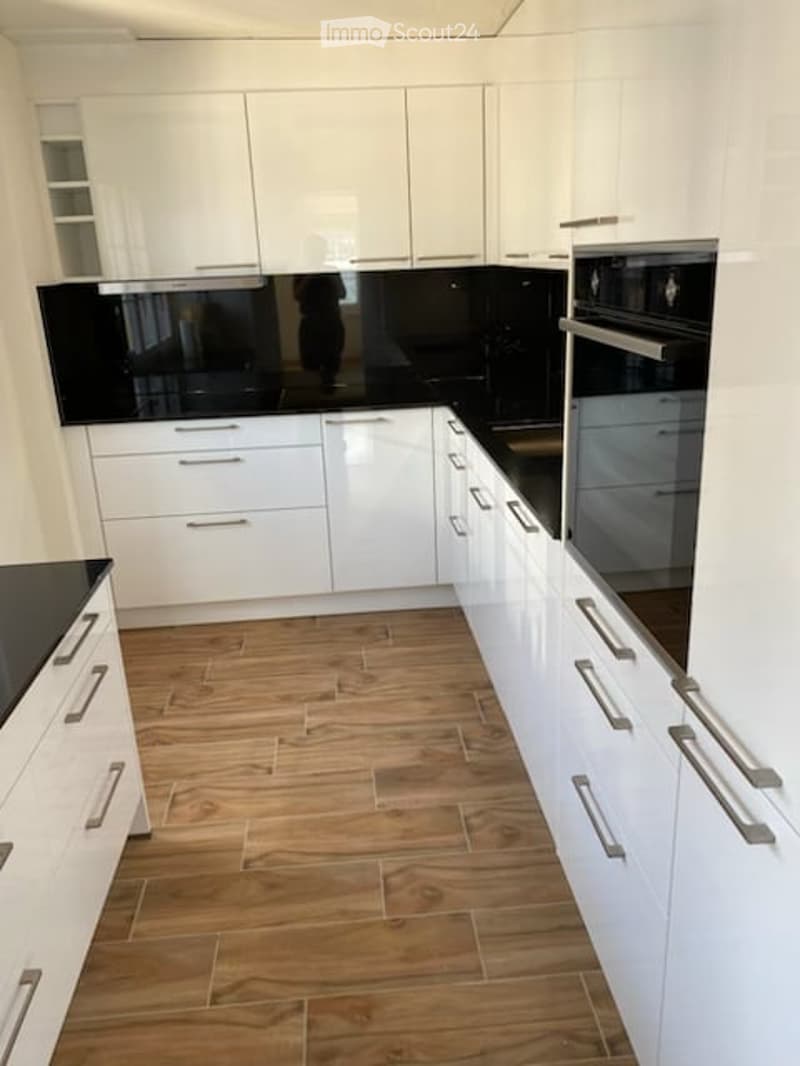 Charmante 5 -Zimmer-Maisonette - Wohnung mit Seeblick in Steckborn (10)