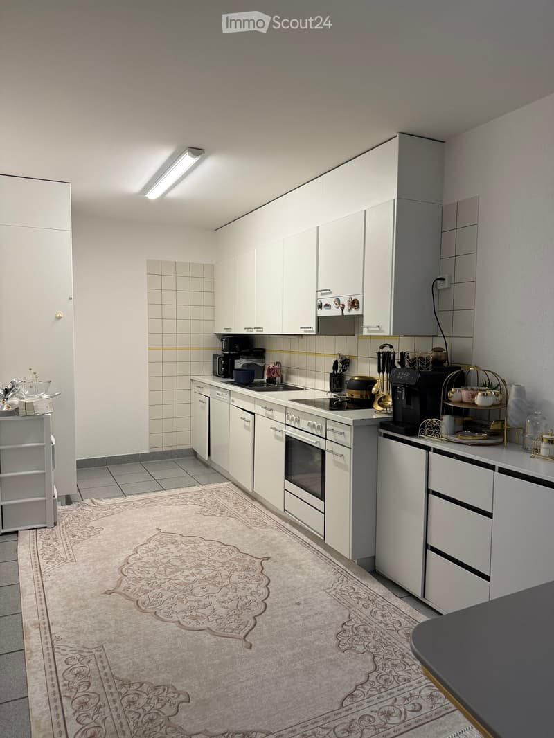 {"type": "Kitchen", "objects": ["cabinet", "oven", "sink", "coffee maker", "fridge", "cupboard", "table", "cup", "teapot", "bowl", "faucet", "oven", "microwave", "cupboard", "cupboard", "cupboard", "cupboard", "cupboard", "cupboard", "cupboard", "cupboard