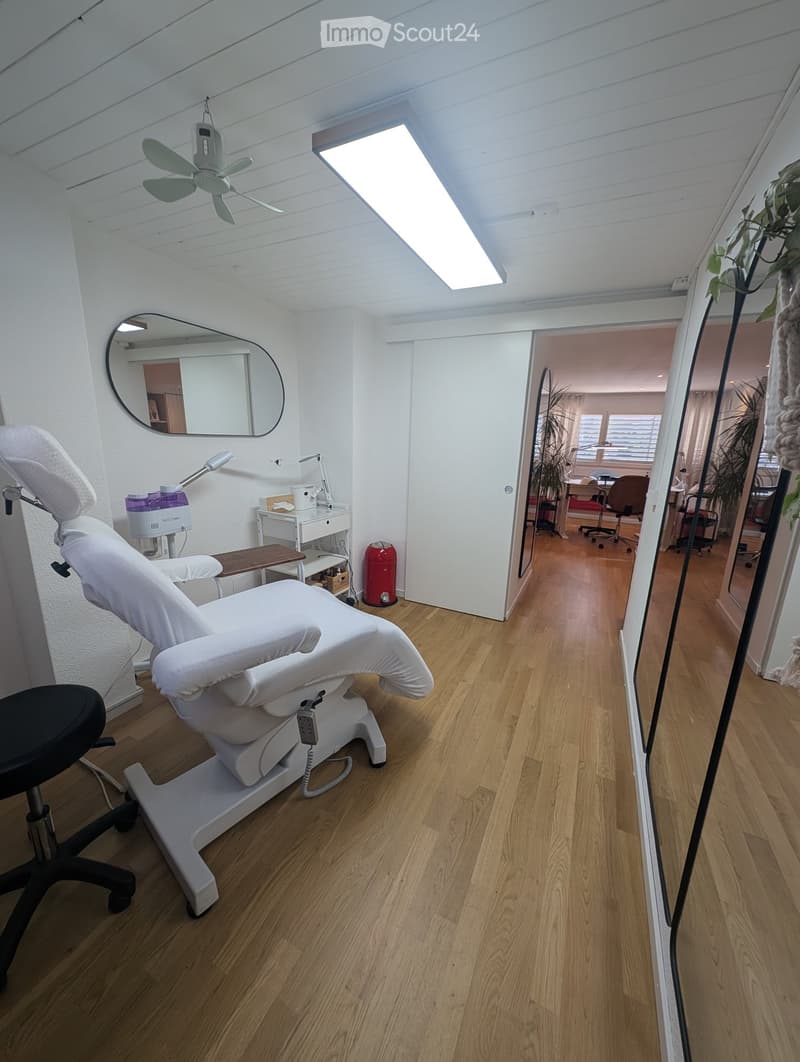 Beauty Salon zu vermieten (1)