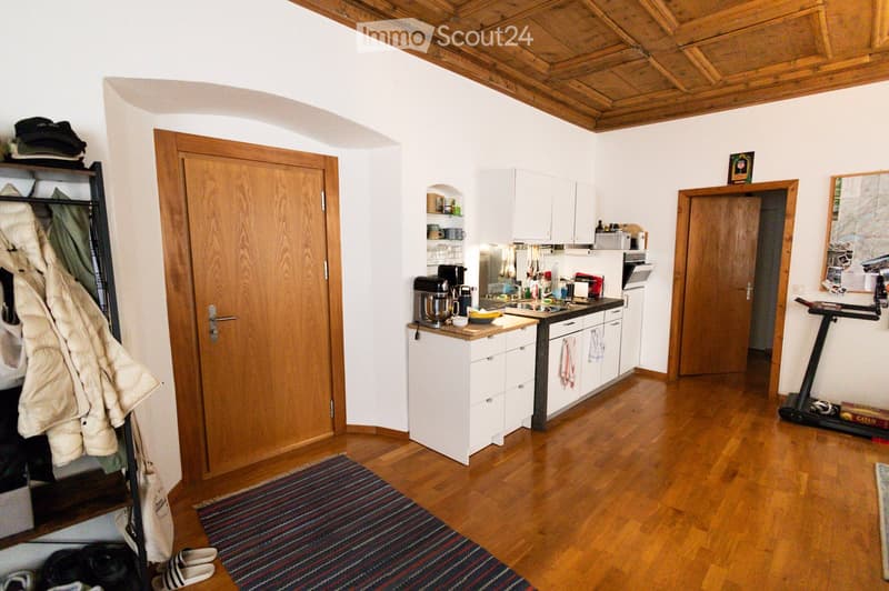 {"type": "Furnished Room", "objects": ["kitchen cabinet", "sink", "fridge", "oven", "coffee maker", "mixer", "fridge", "oven", "kitchen island", "oven", "fridge", "oven", "kitchen cabinet", "kitchen island", "oven", "fridge", "oven", "kitchen cabinet", "k