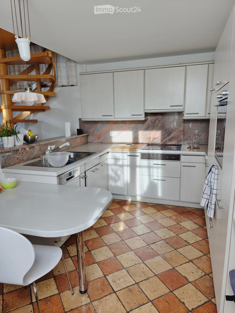 {"type": "Kitchen", "objects": ["table", "chair", "faucet", "sink", "stove", "oven", "dishwasher", "bowl", "faucet", "cutting board", "faucet", "faucet", "faucet", "faucet", "faucet", "faucet", "faucet", "faucet", "faucet", "faucet", "faucet", "faucet", "