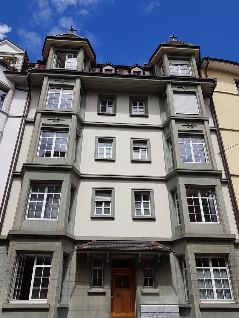 Bella mansarda in un edificio storico nel quartiere Gotthelf (1)