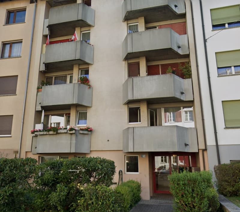 Schöne 2-Zimmer-Wohnung im Lehenmattquartier (3)