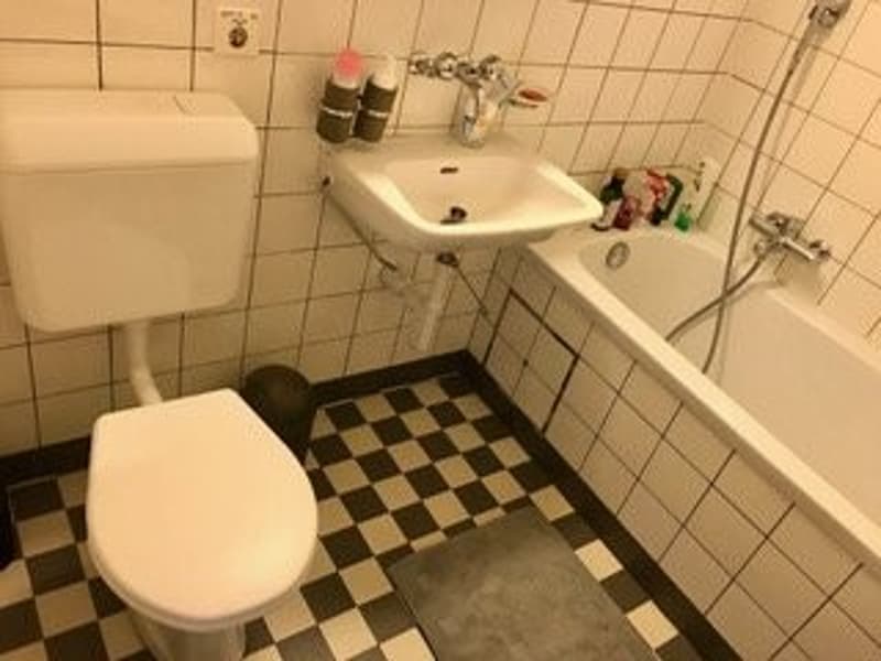 Ruhige 3-Zimmer-Wohnung im Breitequartier in Basel zu vermieten (6)