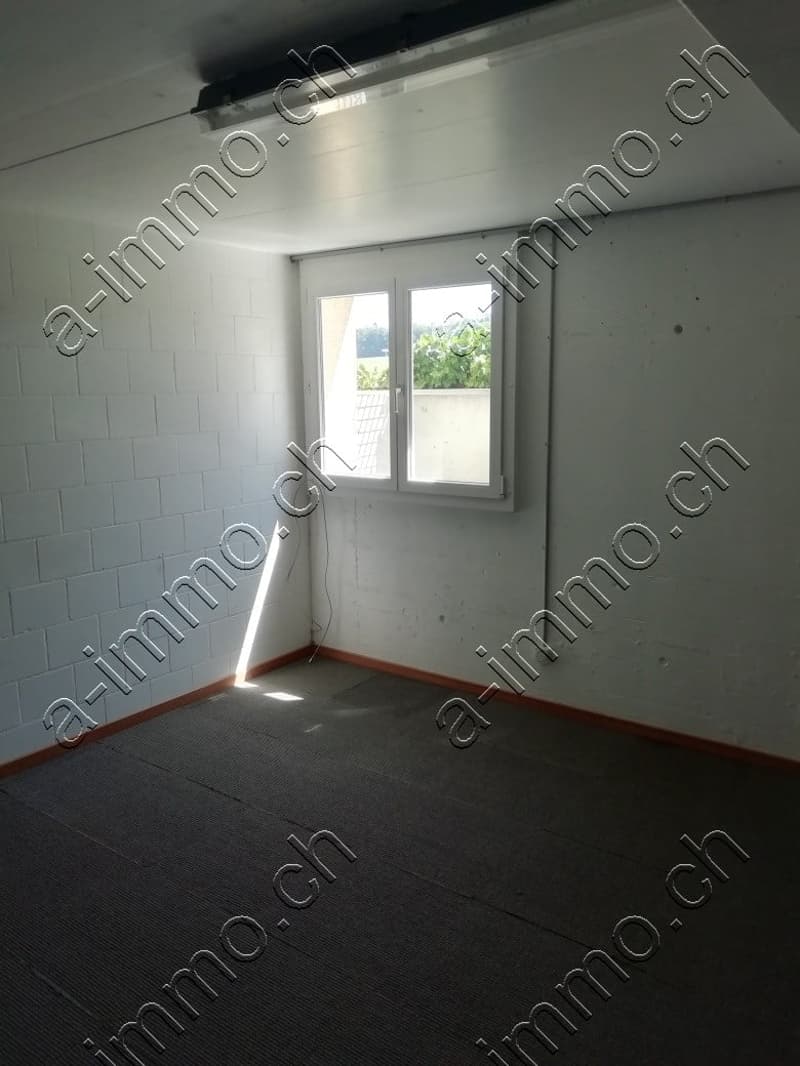 2 x Bastelräume mit WC und Fenster zu vermieten (4)