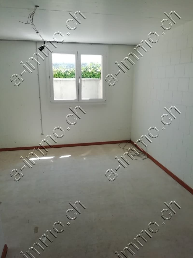 2 x Bastelräume mit WC und Fenster zu vermieten (1)