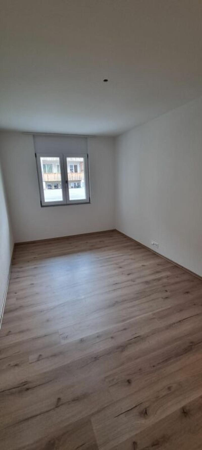 Quiet garden apartment in a green area - 4.5 rooms, pet keeping possible (5)