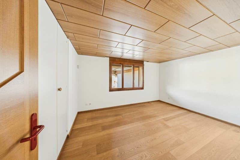 Helle 4.5-Zimmer-Eigentumswohnung mit 2 Bädern & Balkon - ideal für junge Familien? (9)