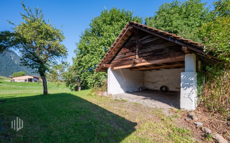 Schopf/Gedeckte Parkplätze