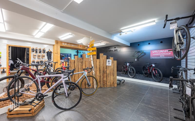 Bikeshop im Erdgeschoss