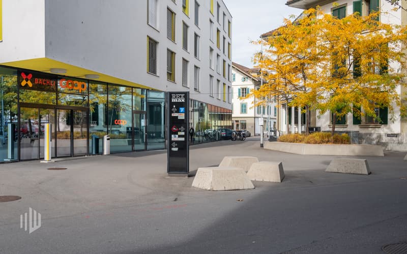 Einkaufsmöglichkeiten befinden sich ebenfalls in praktischer Fussdistanz