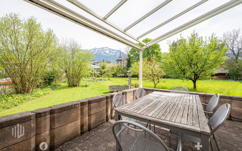 Sitzplatz der Wohnung im Erdgeschoss
