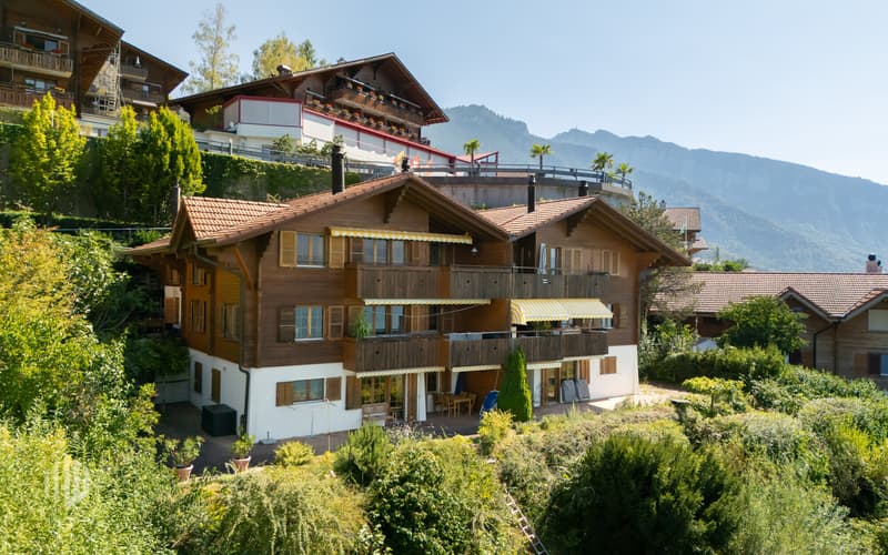 ImmoWyss - Wohnen über dem Thunersee mit traumhafter Panoramasicht (1)