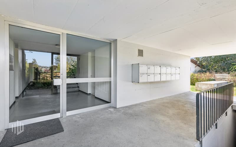 Hauseingang, Wohnung im 2. Obergeschoss