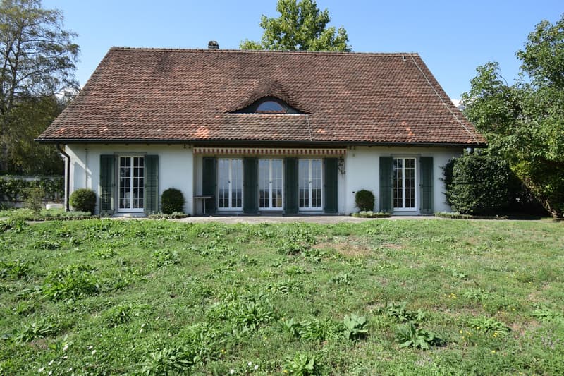 LANDHAUS  MIT   VIEL  PRIVATSPHÄRE (2)