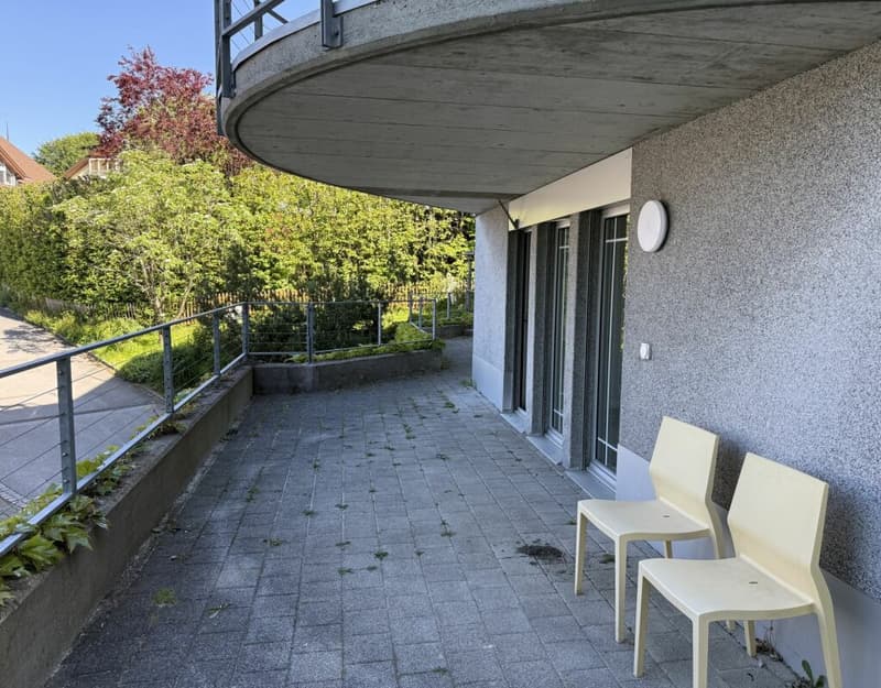 Attractive 5.5-room apartment with private garden! (9)