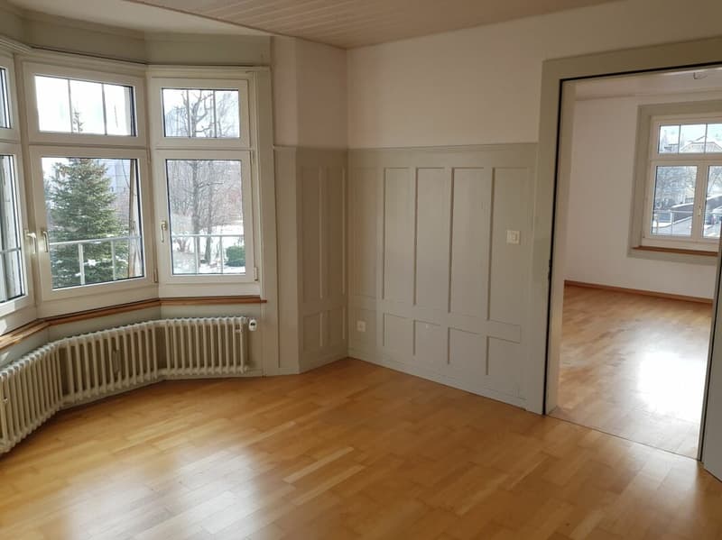 Charming 4.5-room apartment in the west of St. Gallen city (5)