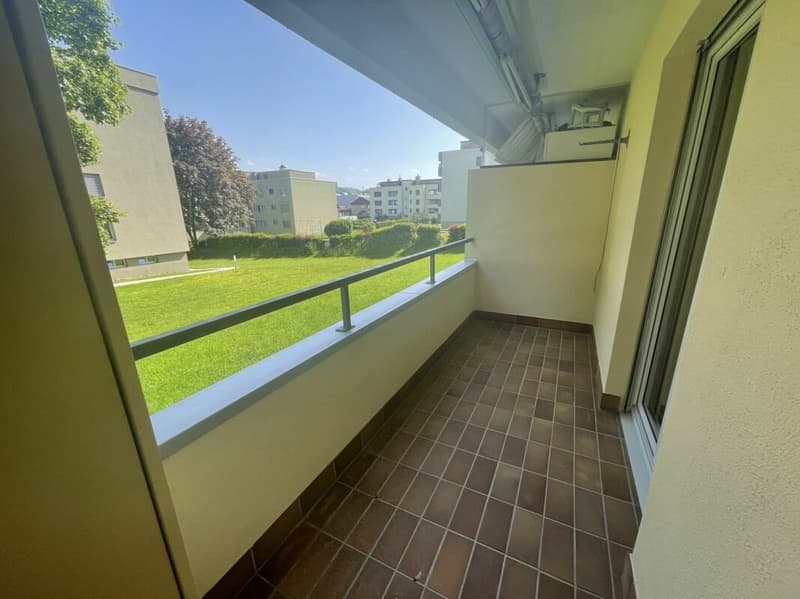 Appartamento bello con vista meravigliosa sul verde (7)