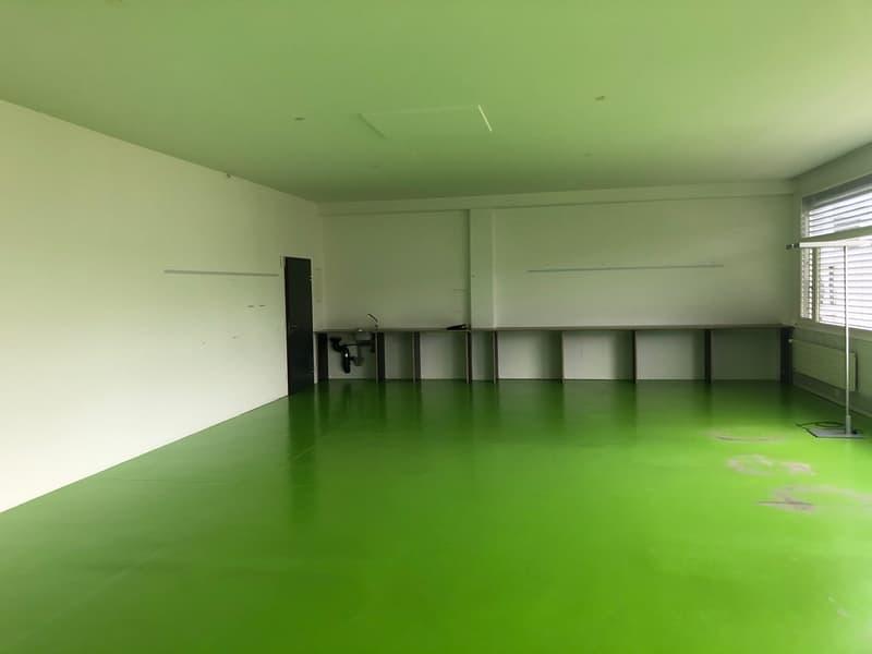 Office/Storage space in a central location in Amriswil (2)