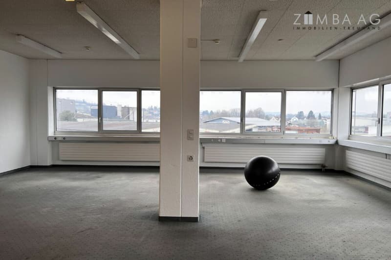 Production/Warehouse Hall with Additional Office (3)
