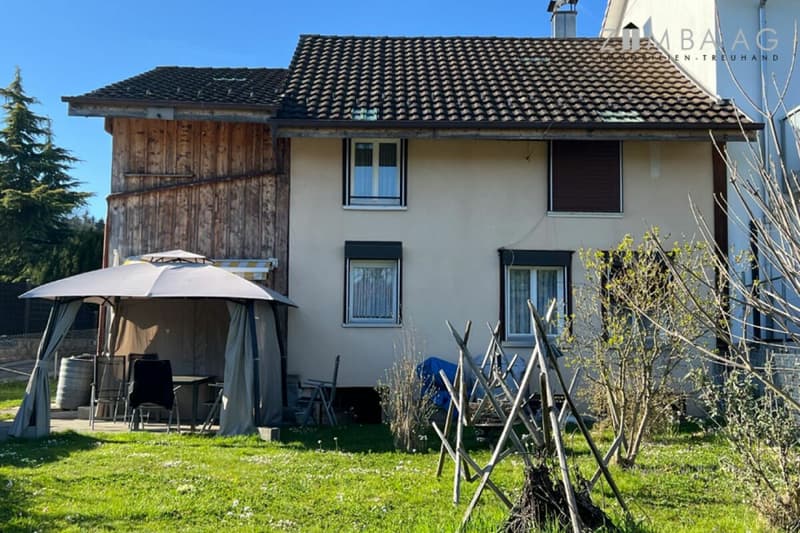 Maison avec jardin et possibilités de parking dans le beau Halden (7)
