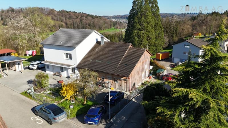 Maison avec jardin et possibilités de parking dans le beau Halden (3)