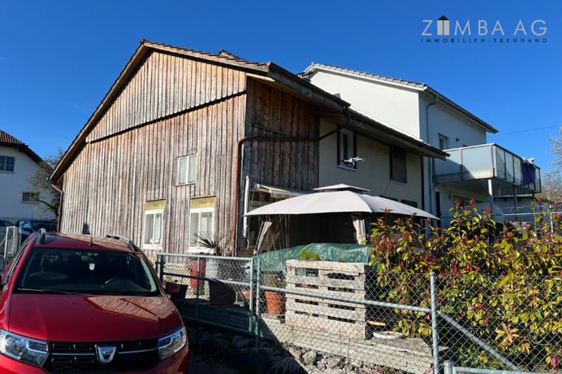Maison avec jardin et possibilités de parking dans le beau Halden (4)
