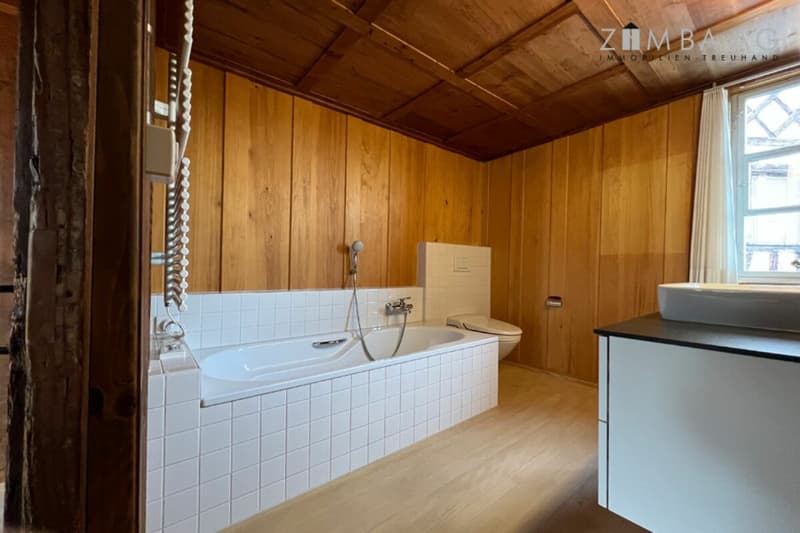 Historically high-quality renovated single-family house (17)