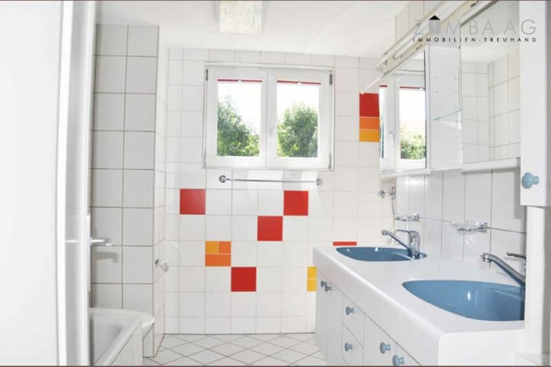 Large, beautiful location, lots of sunshine, with garden and west terrace (10)