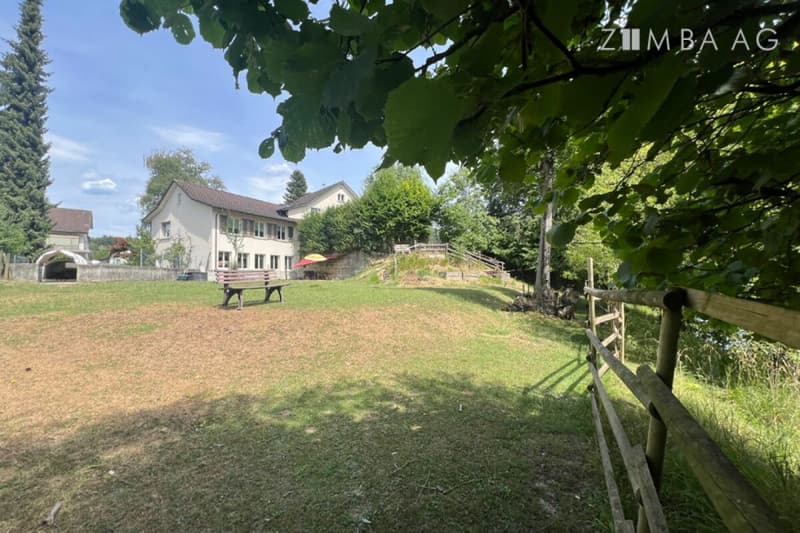 Natur und Privatsphäre und dennoch top Standort in Kradolf (6)