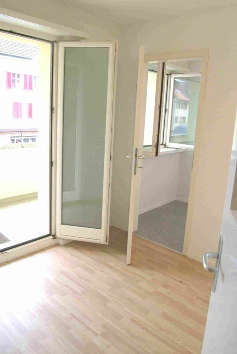 An TOP Geschäftslage: Praxis/Büro, hell, freundlich, mit Lift (7)
