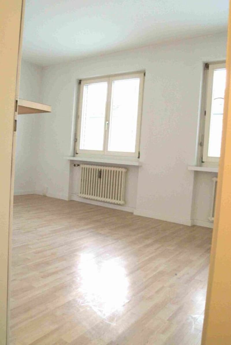An TOP Geschäftslage: Praxis/Büro, hell, freundlich, mit Lift (6)