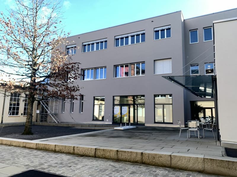 57m2 Sala di pratica / corso a NEUHOF (2)