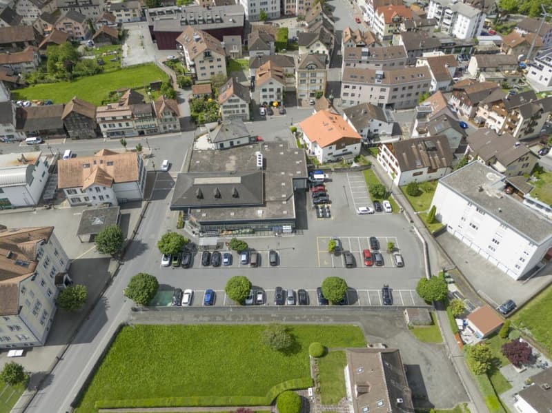 Espace commercial attractif au centre - utilisation flexible (2)