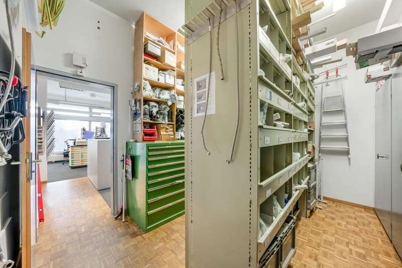 Locali commerciali con laboratorio e ufficio - Perfetti per la tua azienda! (6)