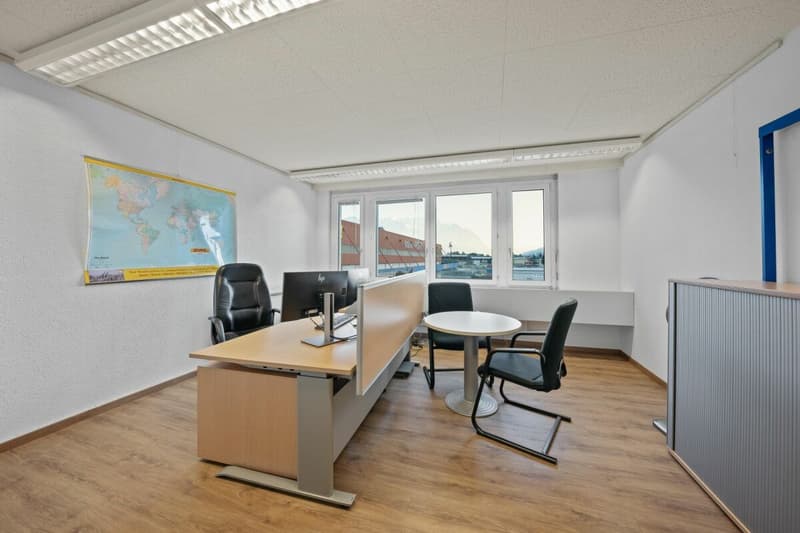 Bureaux lumineux avec vue - Emplacement idéal près de la gare (8)