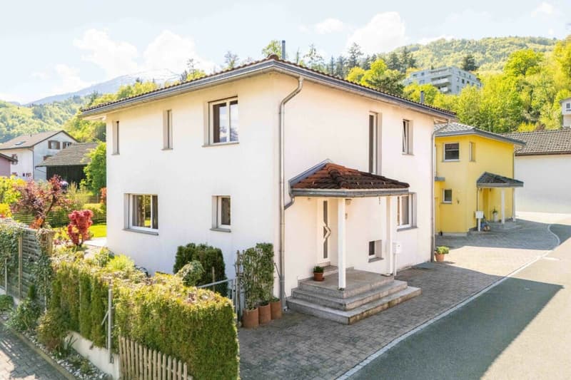 La tua nuova casa: casa unifamiliare con idillio giardino in una zona residenziale tranquilla (2)
