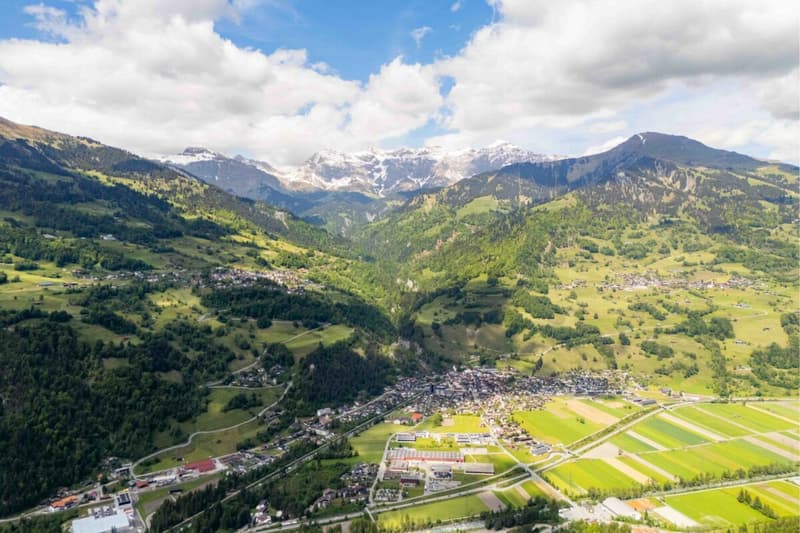 Chaletzauber 4.5 Zimmer-Maisonettewohnung mit atemberaubender Aussicht (32)