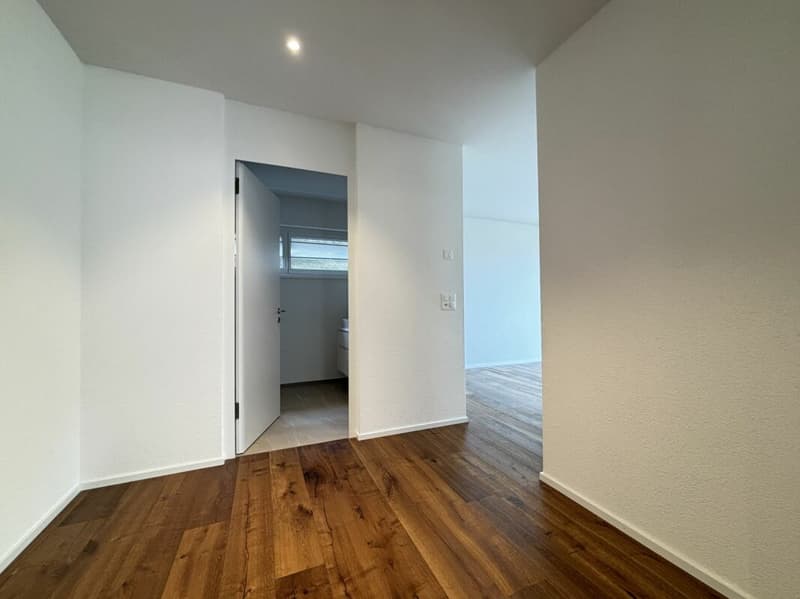 Exklusive 5.5 Zimmer-Terrassenwohnung mit Blick auf den Walensee (20)