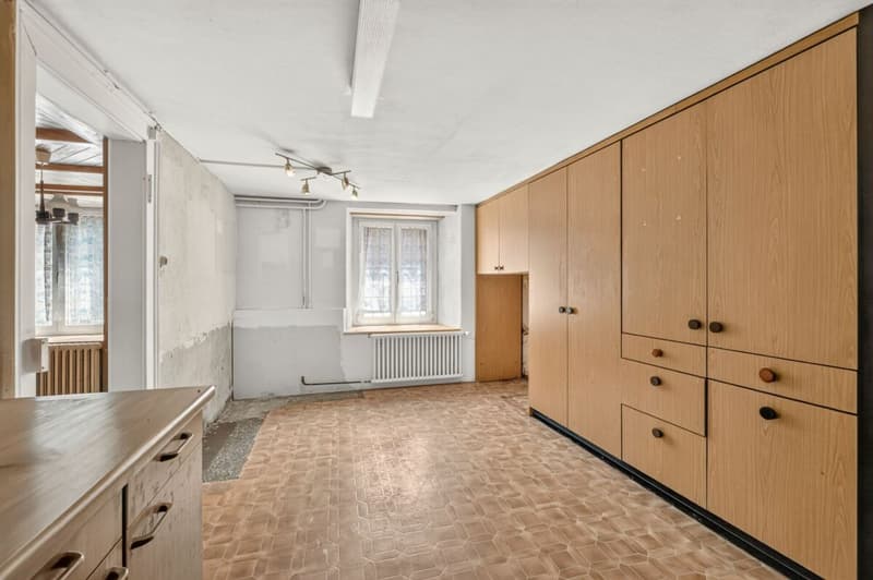 Das Raumwunder im Taminatal: 9-Zimmer Haus mit viel Potenzial (13)