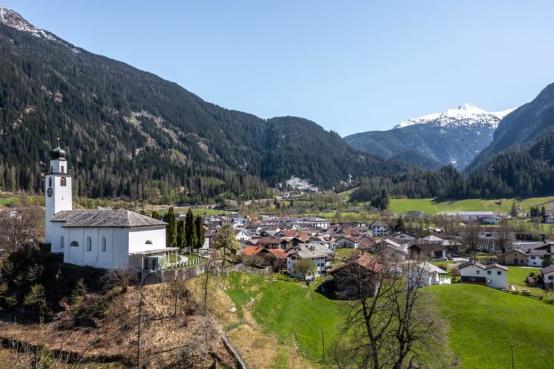 Attractive building land (W2) with perspective for sale (1)